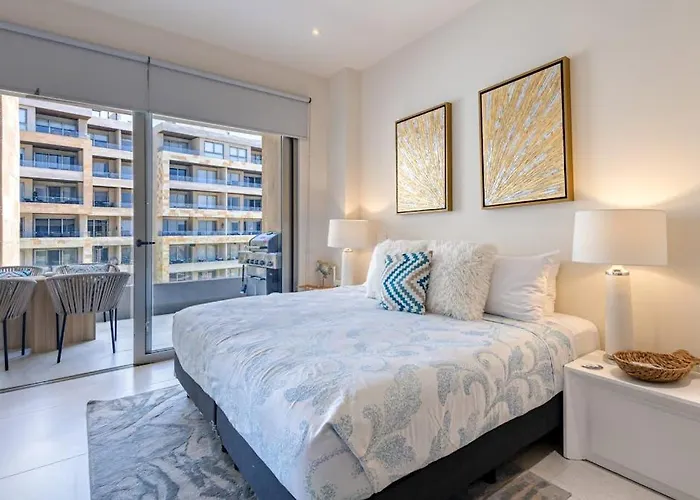 Spectacular Vista Vela - Near Major Attractions, Ac&balcony Grill *