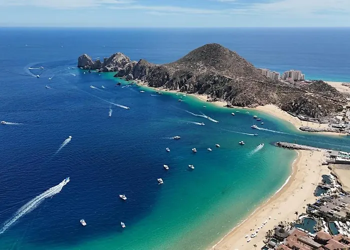 Spectacular Vista Vela - Near Major Attractions, Ac&balcony Grill